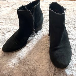 Waterproof leather boots